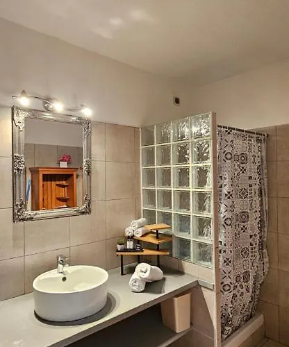 Apartment T3 Paisible Quartier Vigna Maggiore, Olmeto (Corsica)